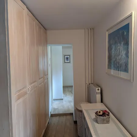 House By The Вилла *