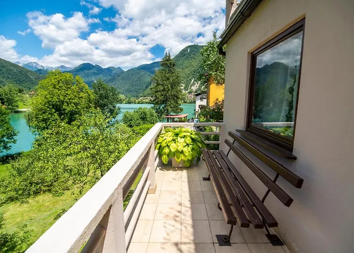 House By The Villa Most na Soči