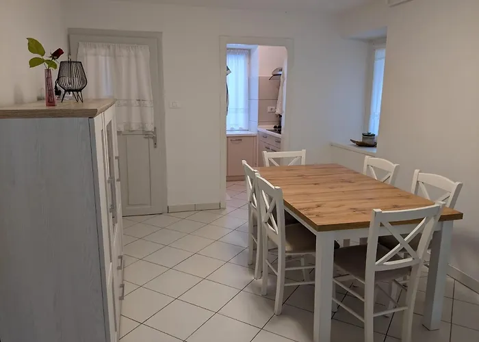 House By The Villa *